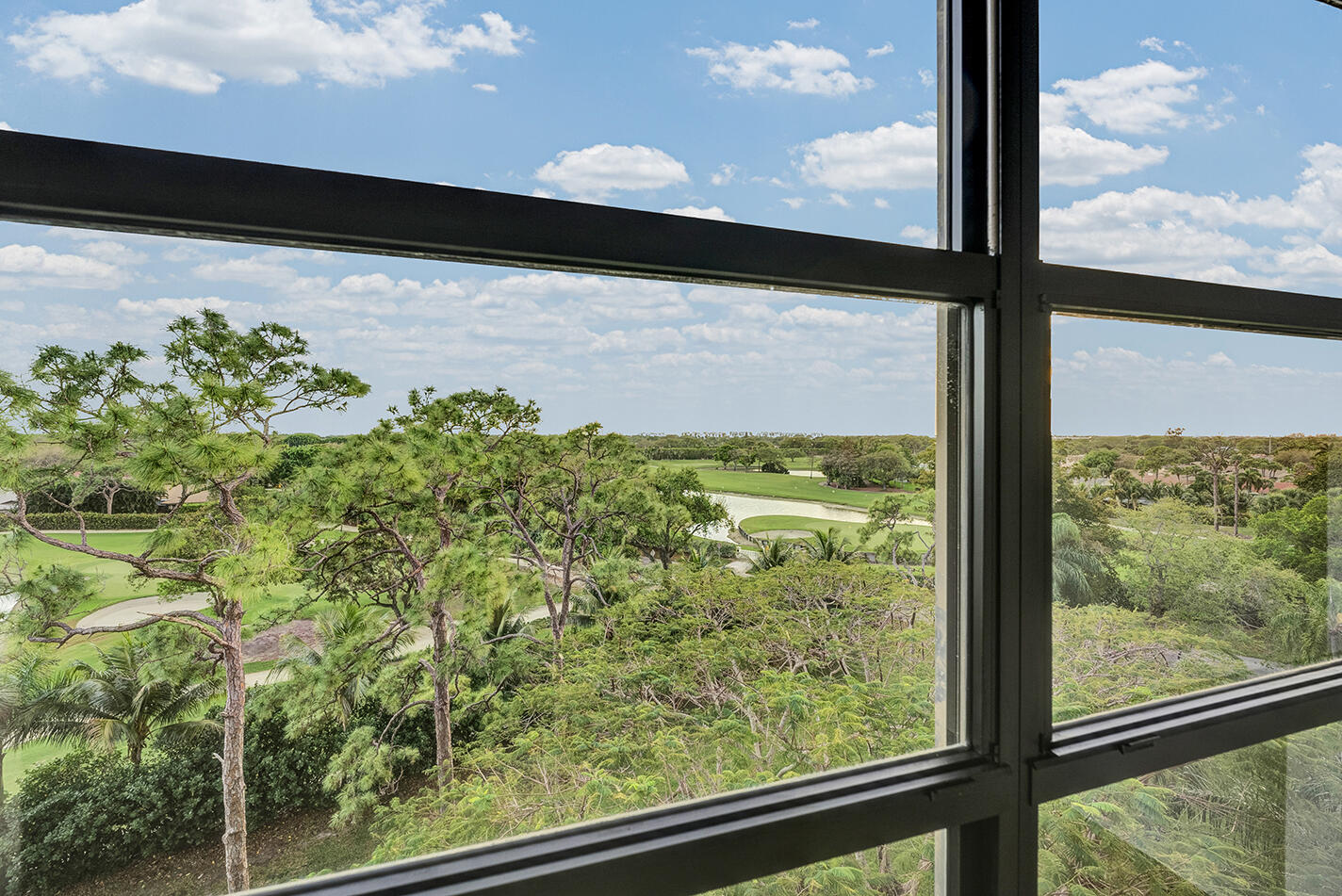 CLUB ROYALE CONDO - Residential