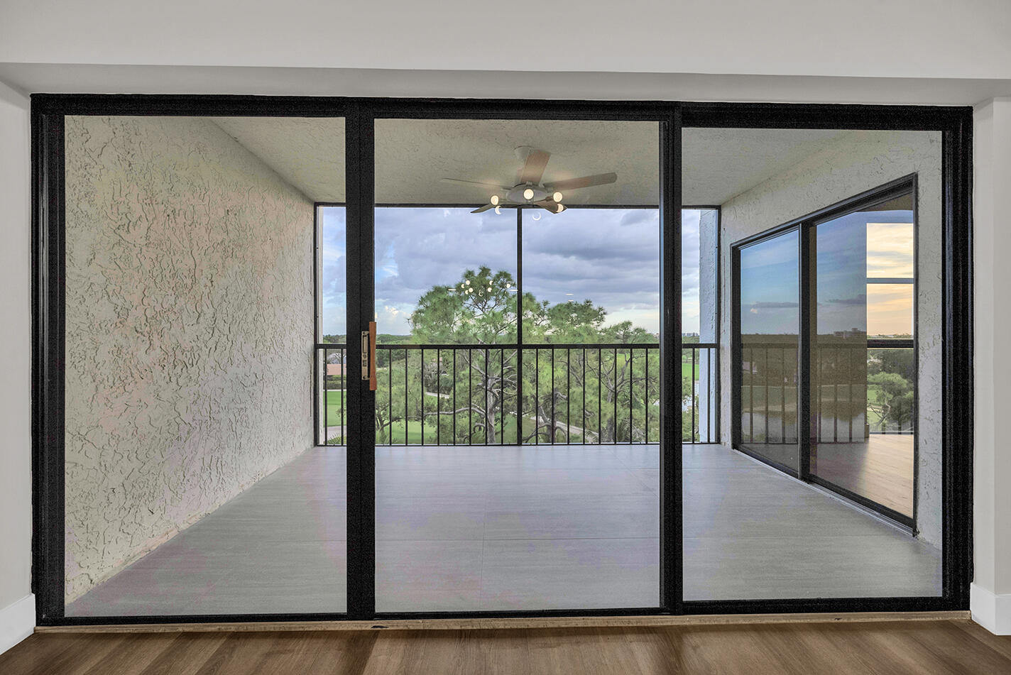 CLUB ROYALE CONDO - Residential