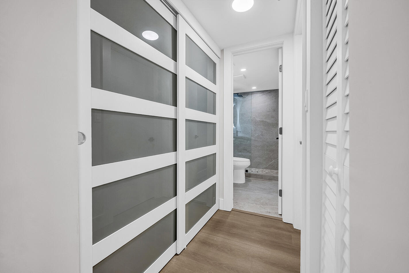 CLUB ROYALE CONDO - Residential