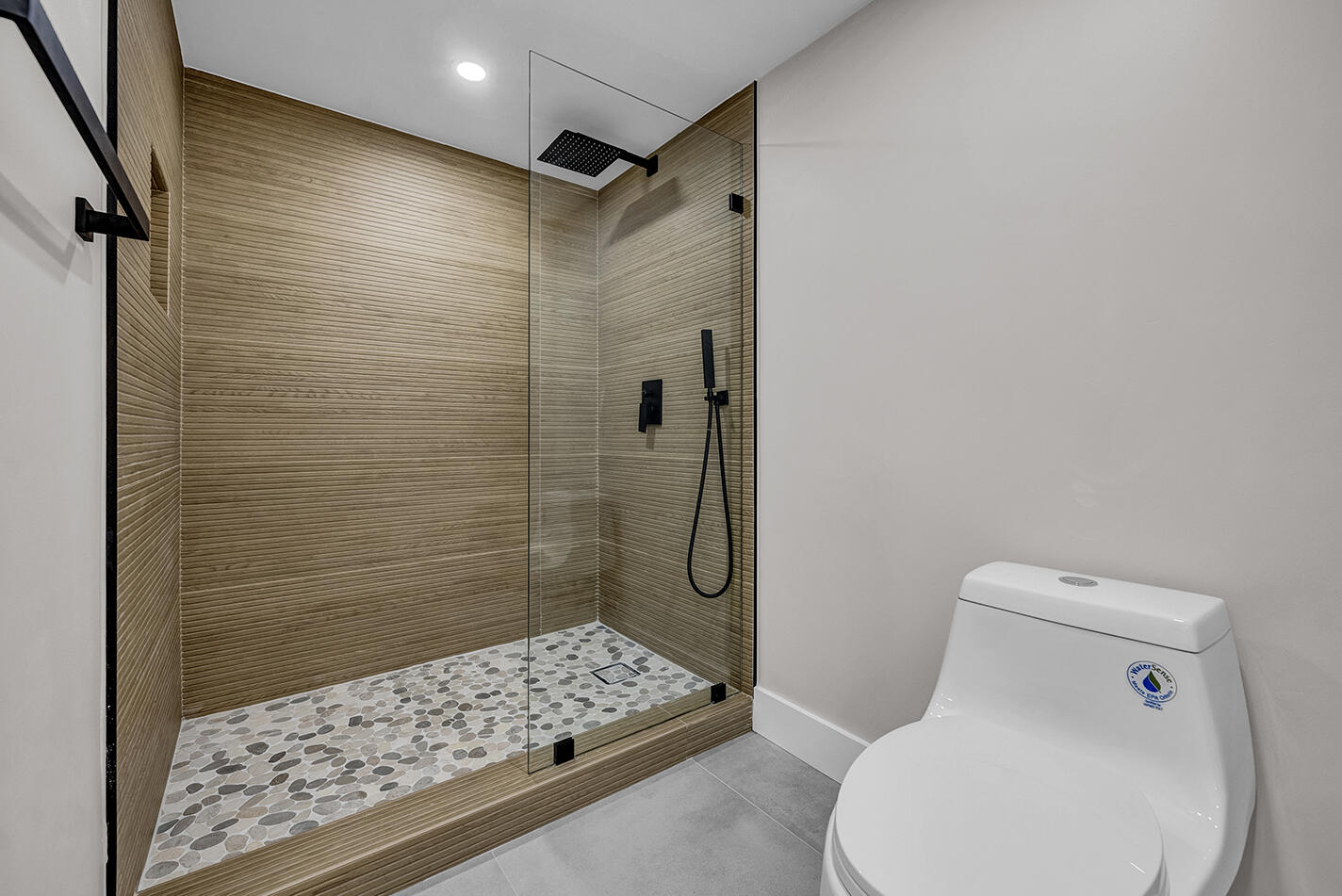 CLUB ROYALE CONDO - Residential