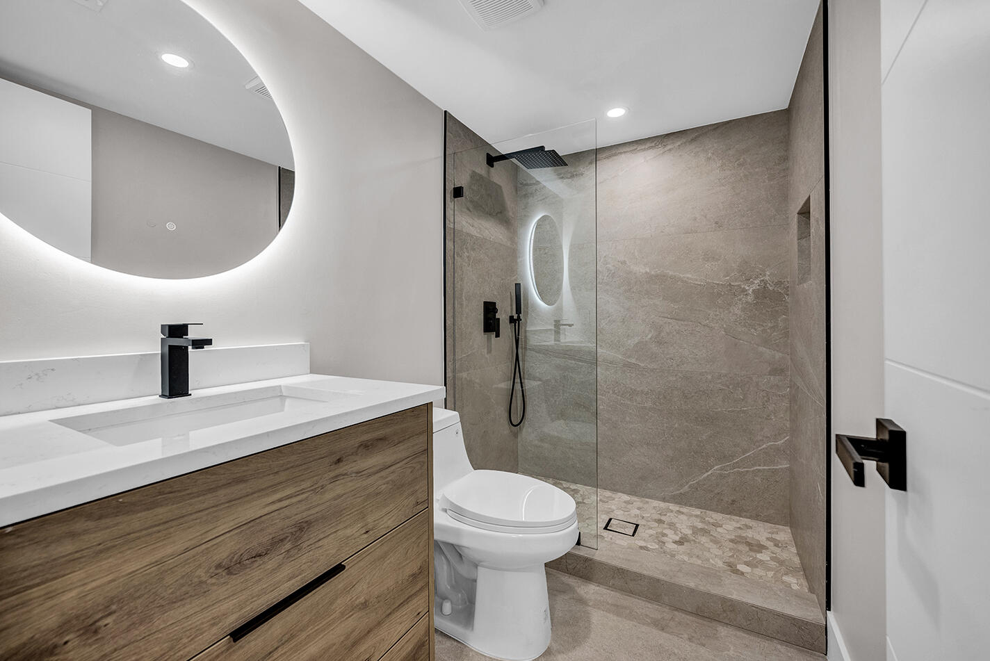 CLUB ROYALE CONDO - Residential