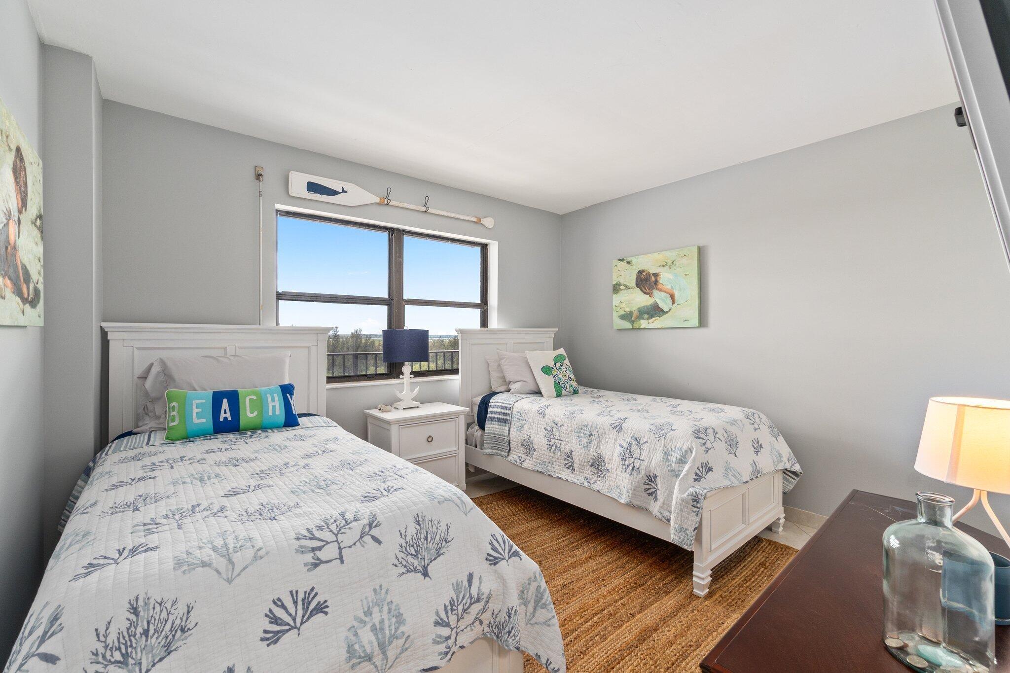 OCEAN HARBOUR SOUTH CONDO - Residential