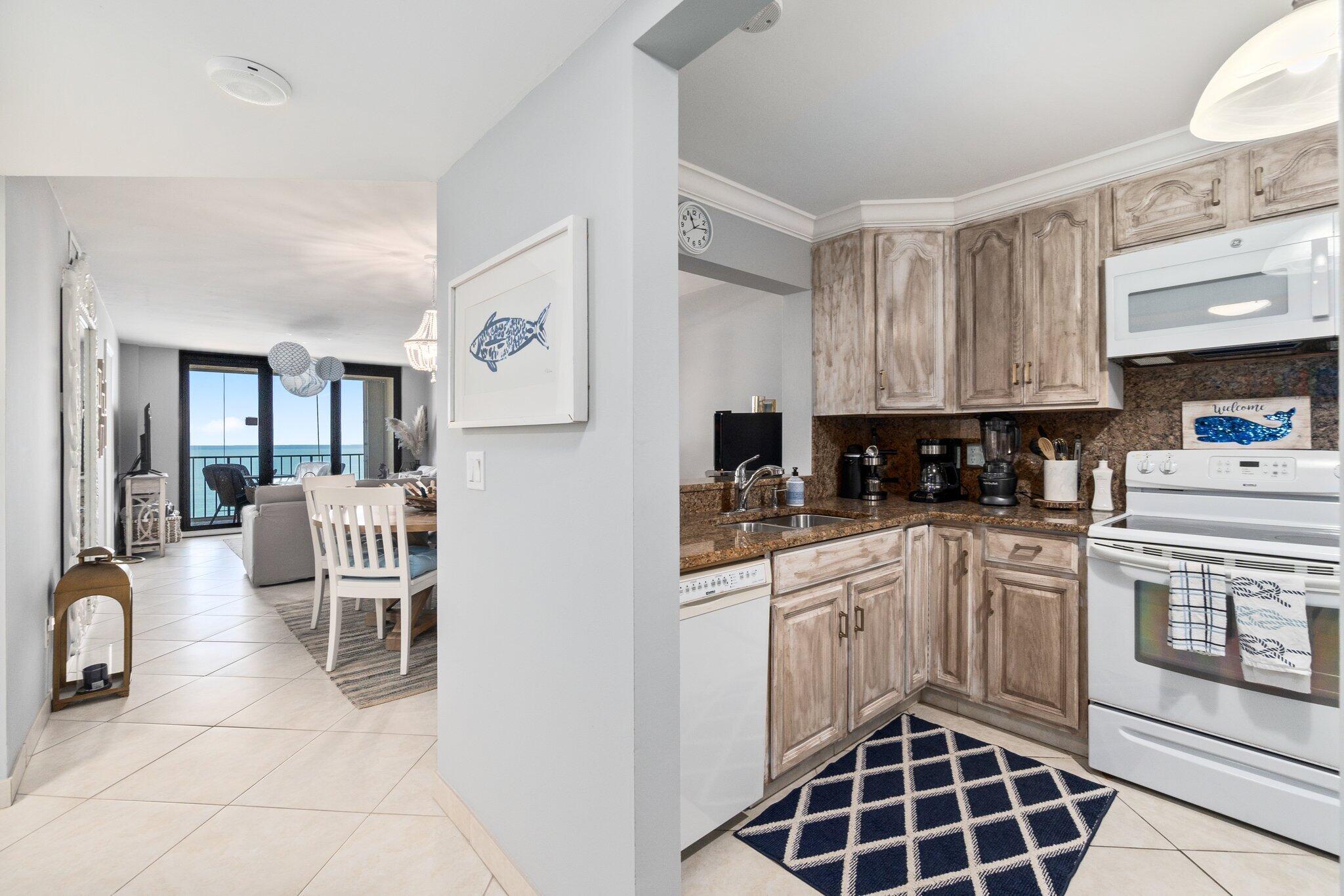 OCEAN HARBOUR SOUTH CONDO - Residential