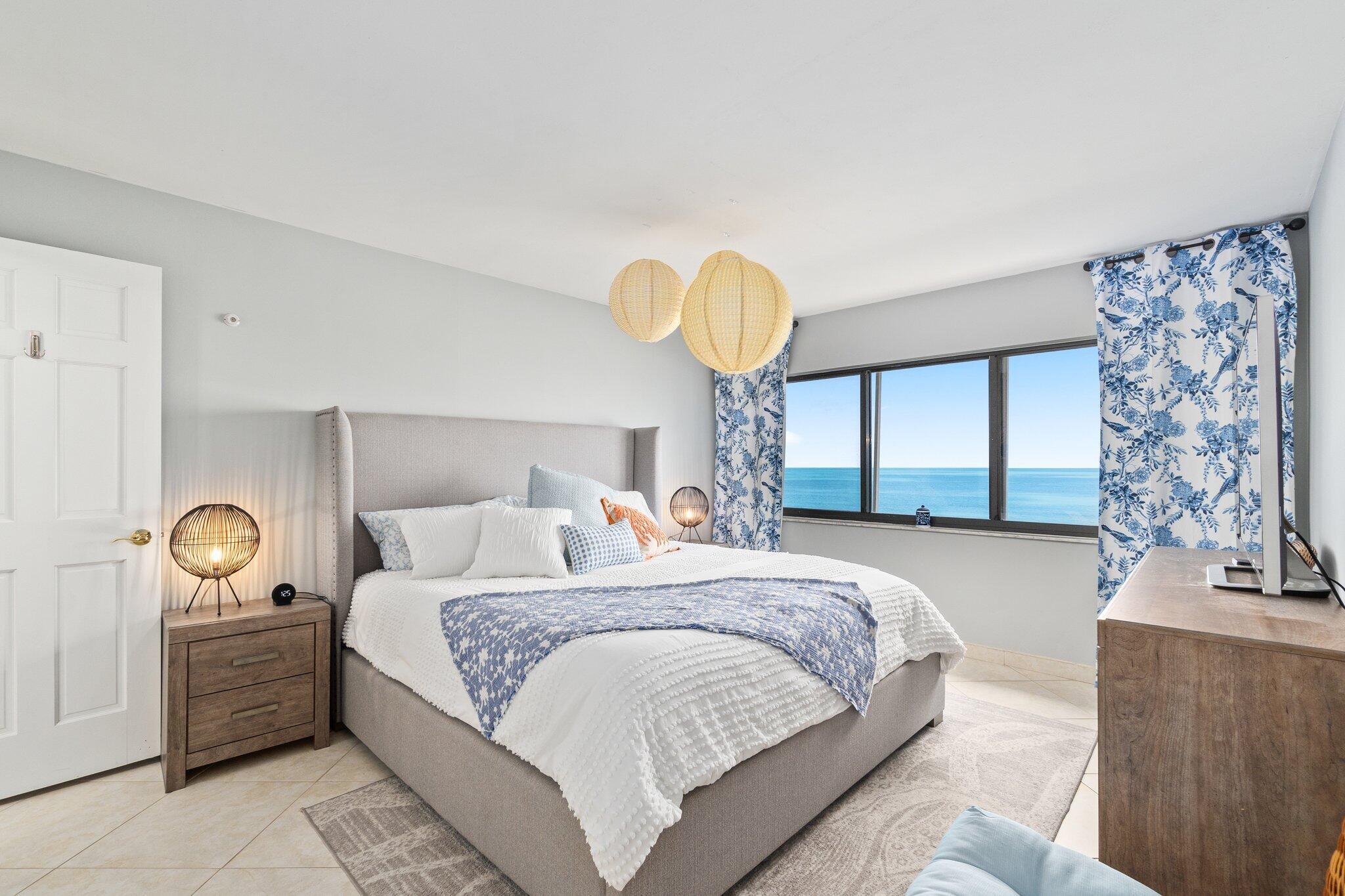 OCEAN HARBOUR SOUTH CONDO - Residential