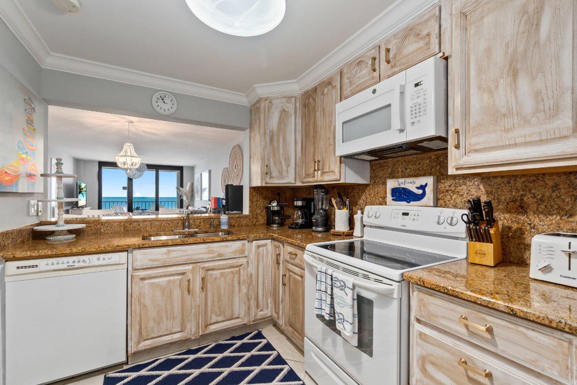 OCEAN HARBOUR SOUTH CONDOMINIUM - Residential