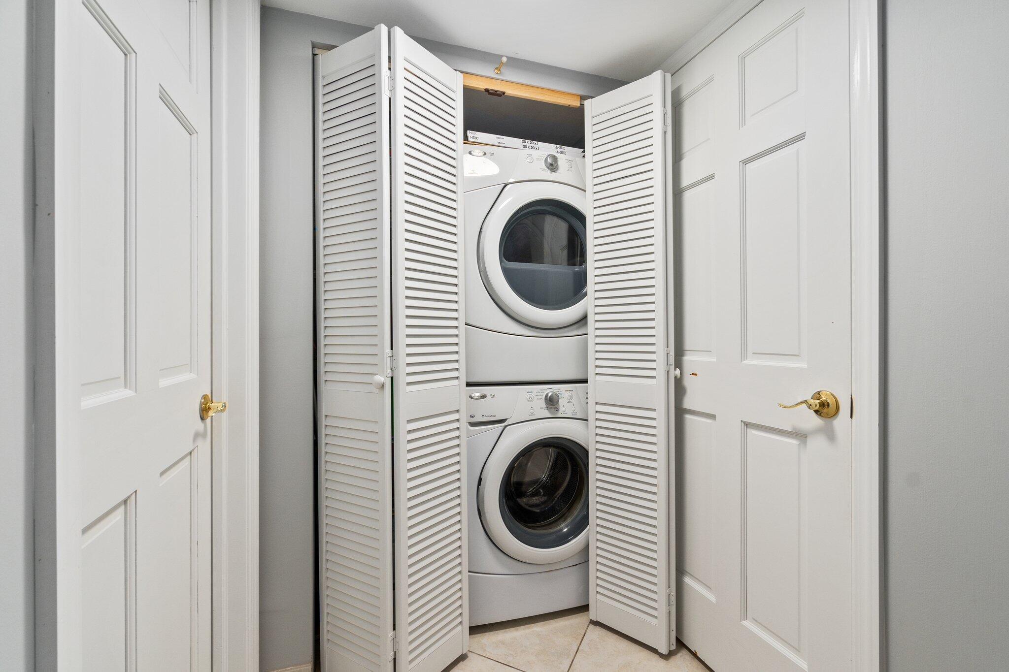 OCEAN HARBOUR SOUTH CONDOMINIUM - Residential