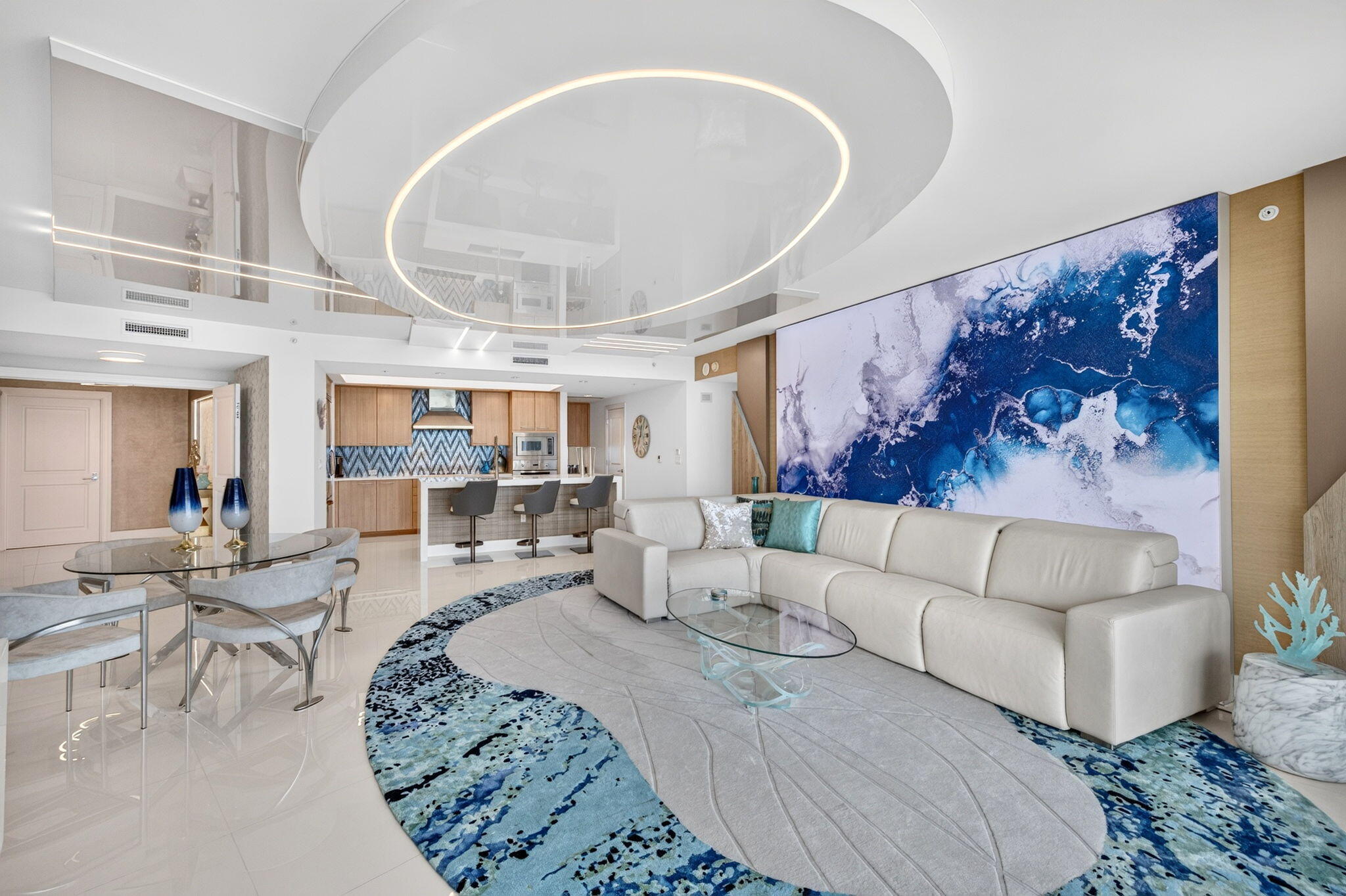 1 N Ocean Boulevard 1602