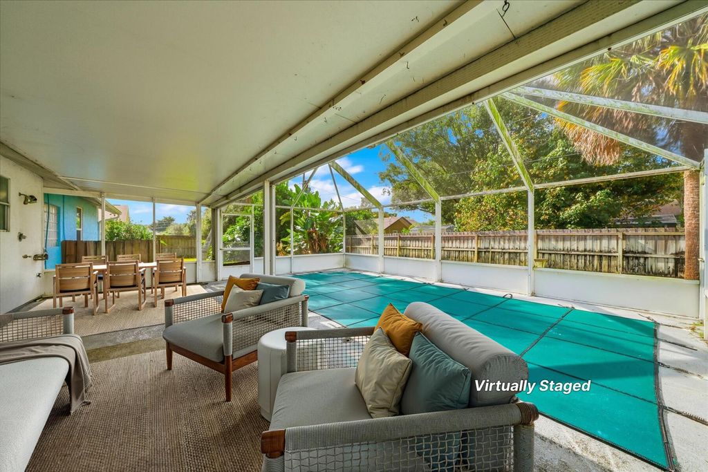 Photo of 1745 18th Avenue SW, Vero Beach, FL 32962 (MLS # R11147773)