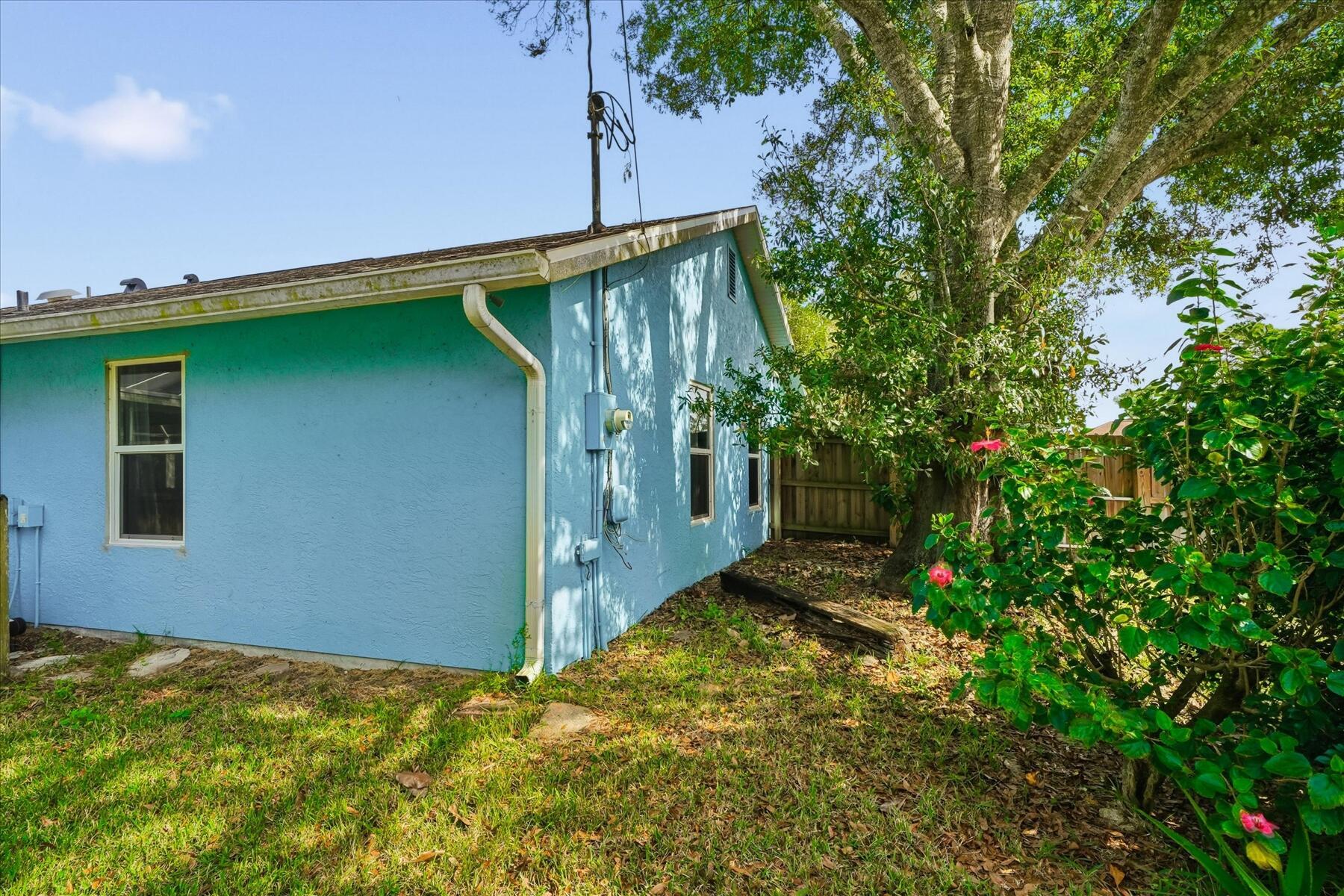 VERO BEACH HIGHLANDS UNIT - Residential