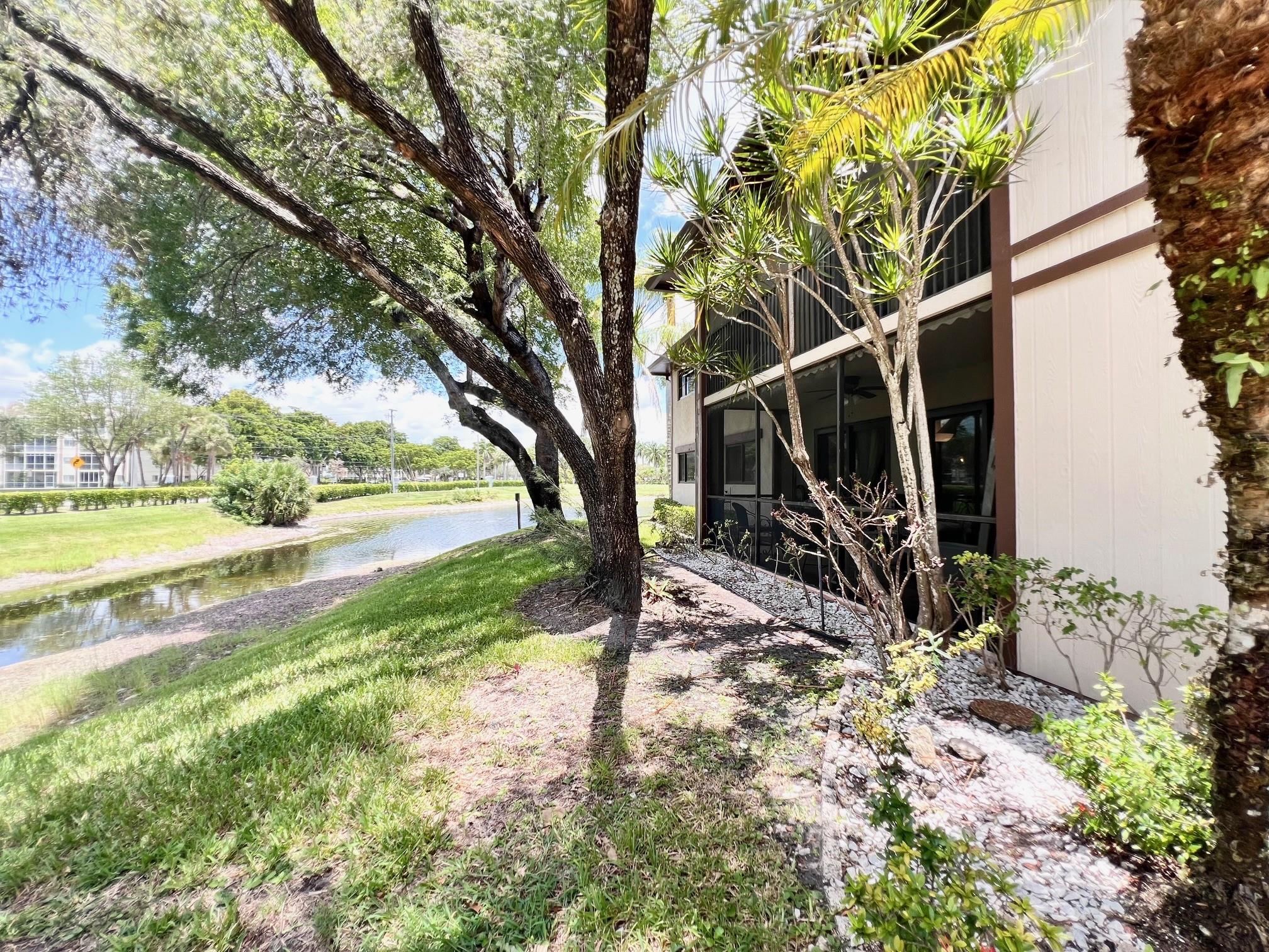 KINGS POINT - Residential