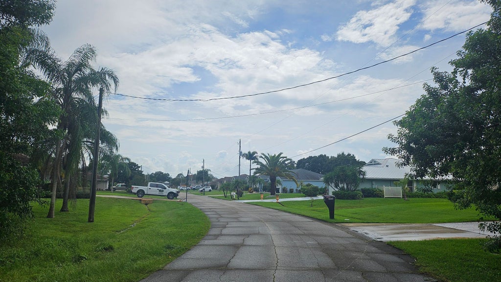 Photo of 5439 NW Thyer Circle, Port Saint Lucie, FL 34983 (MLS # B26083525)