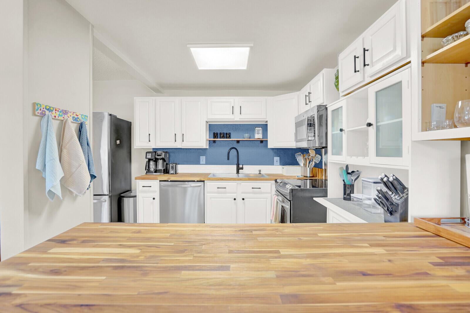 CAMBRIDGE A CONDO - Residential Lease