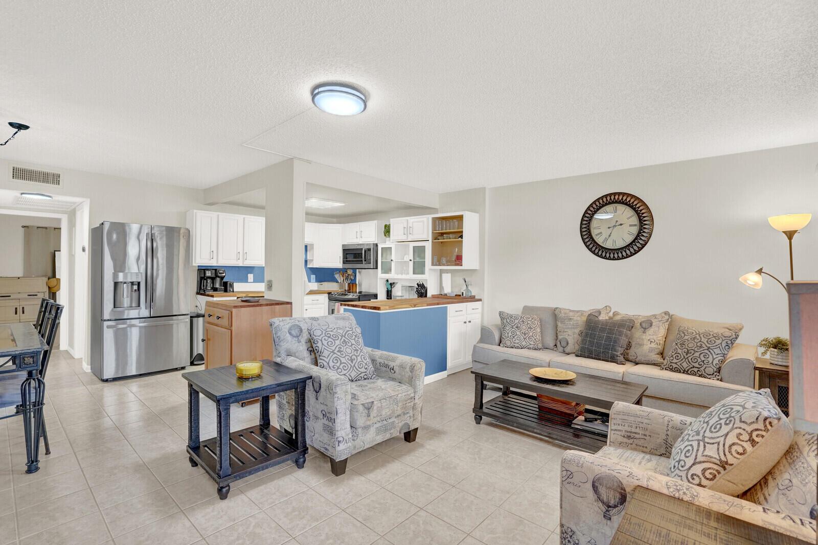 CAMBRIDGE A CONDO - Residential Lease