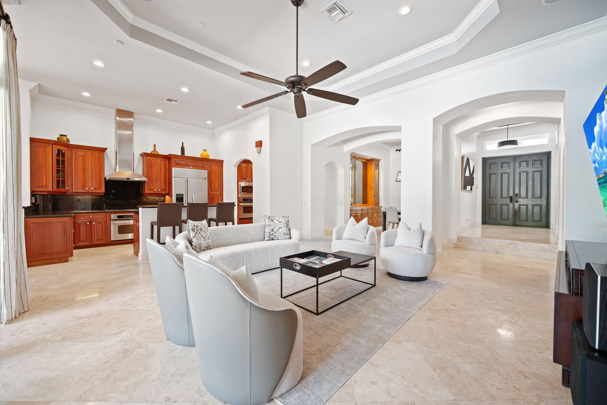 SIGNATURE ESTATES - Residential