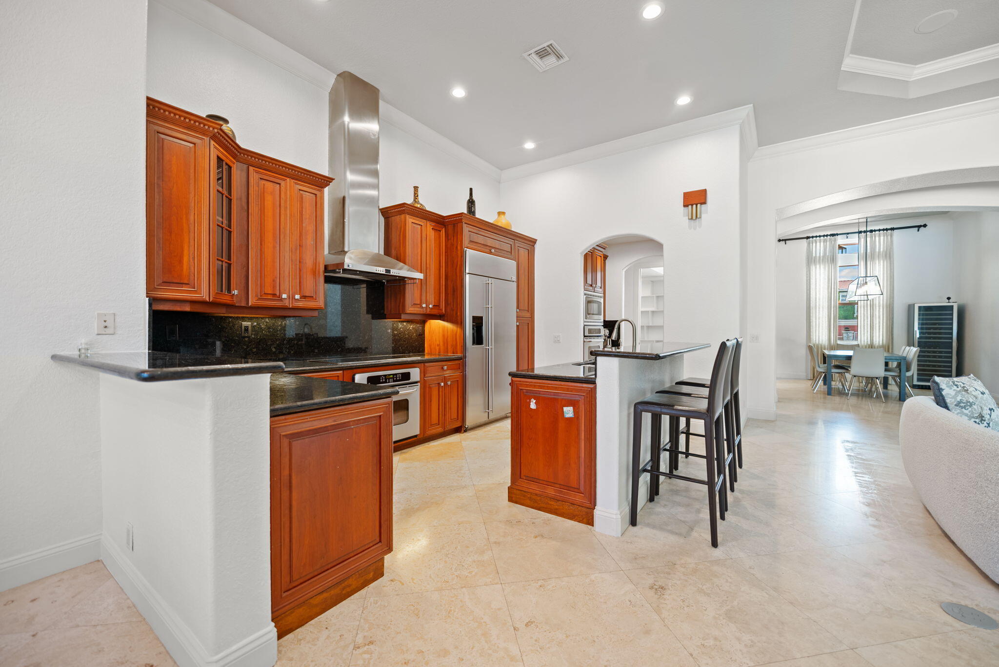 SIGNATURE ESTATES - Residential