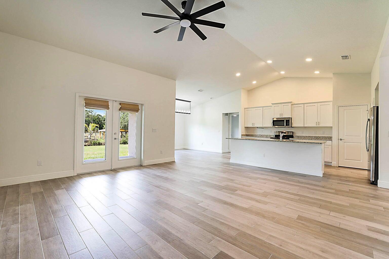 The Acreage - Residential