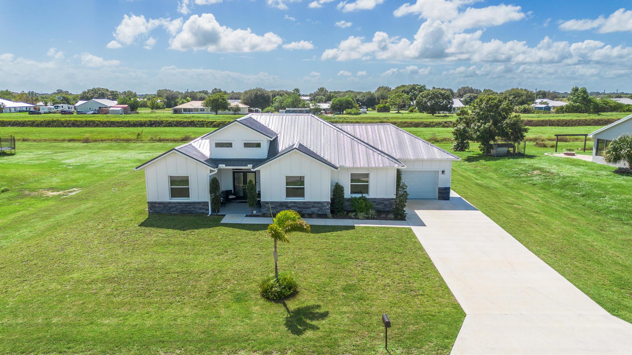 EDGEWATER ACRES - Residential