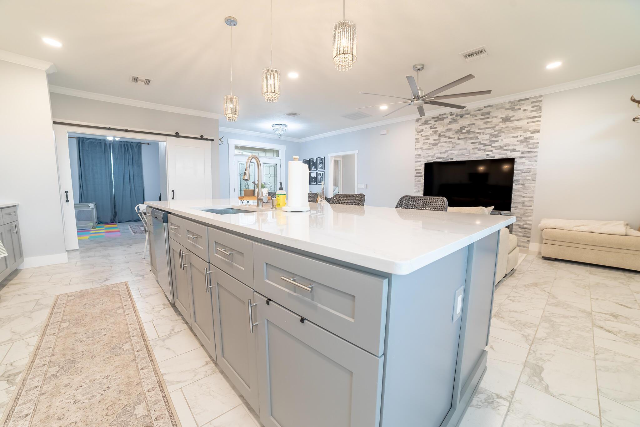 EDGEWATER ACRES - Residential