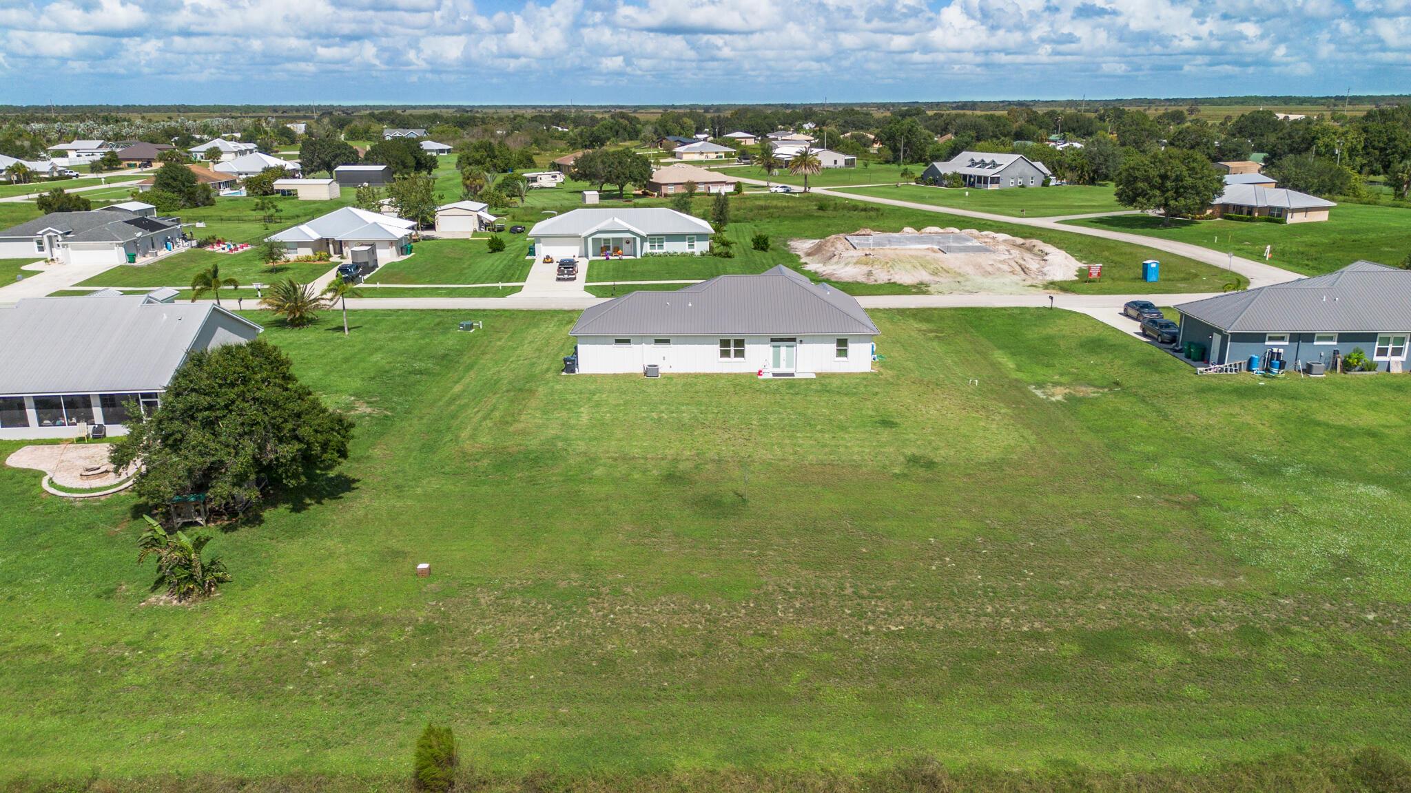 EDGEWATER ACRES - Residential