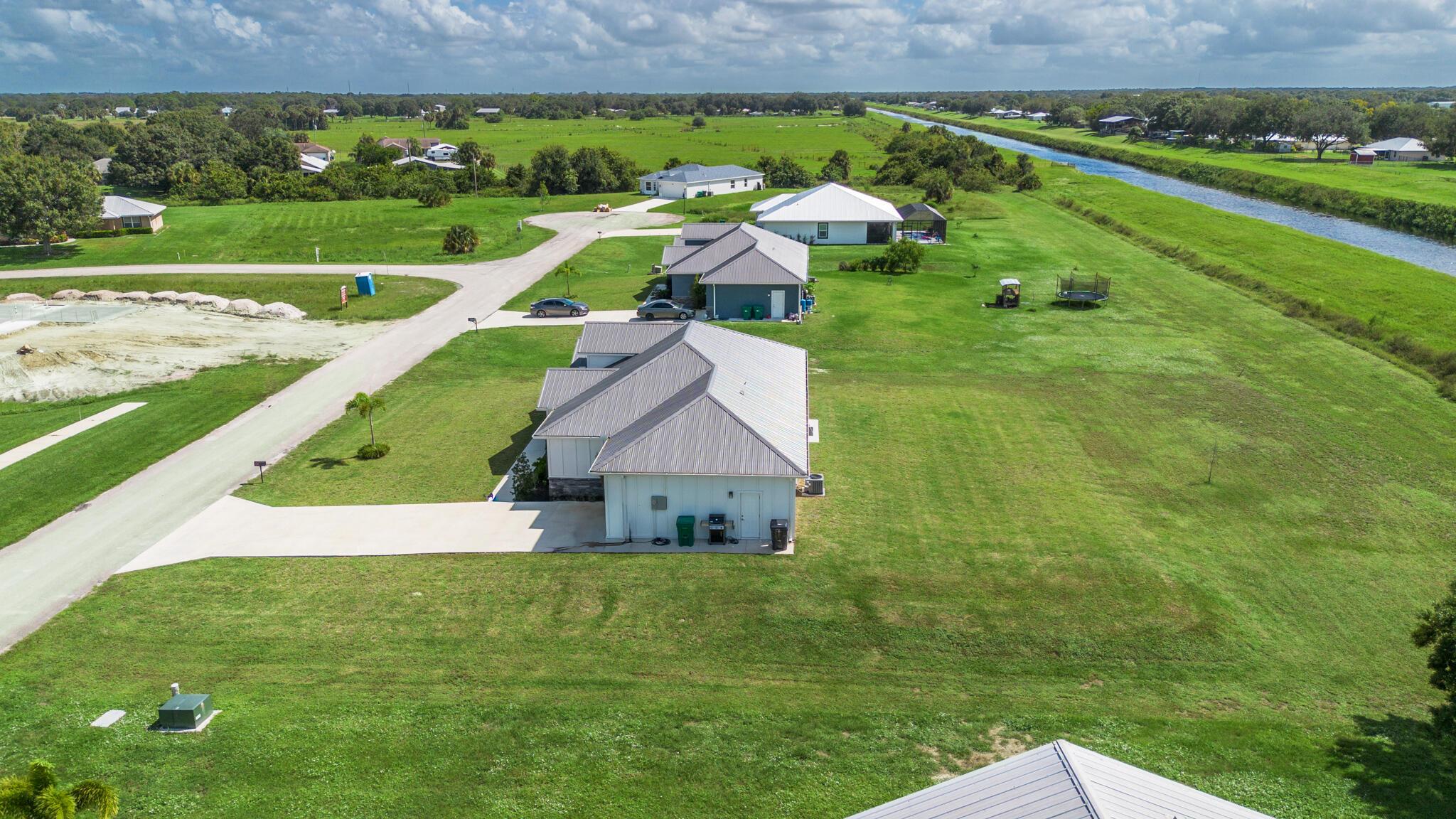 EDGEWATER ACRES - Residential