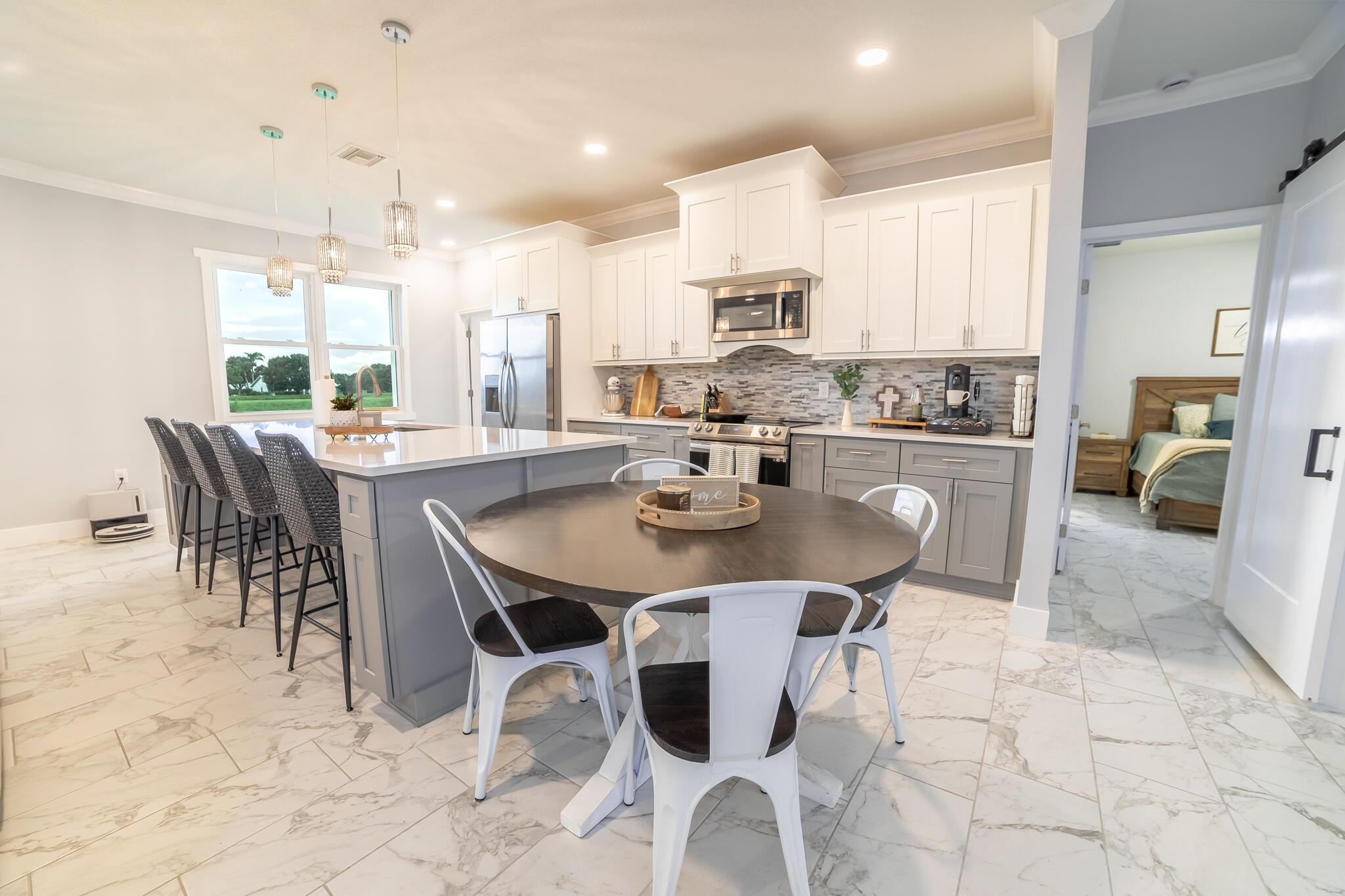 EDGEWATER ACRES - Residential