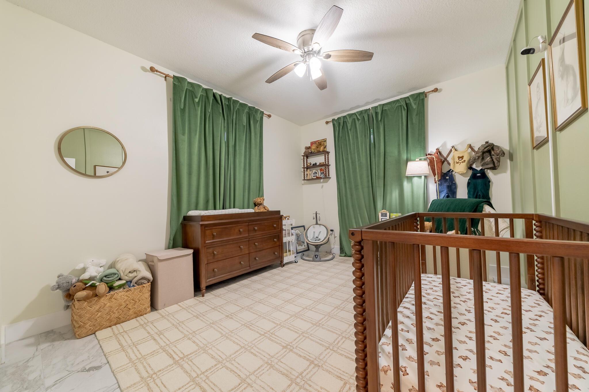 EDGEWATER ACRES - Residential