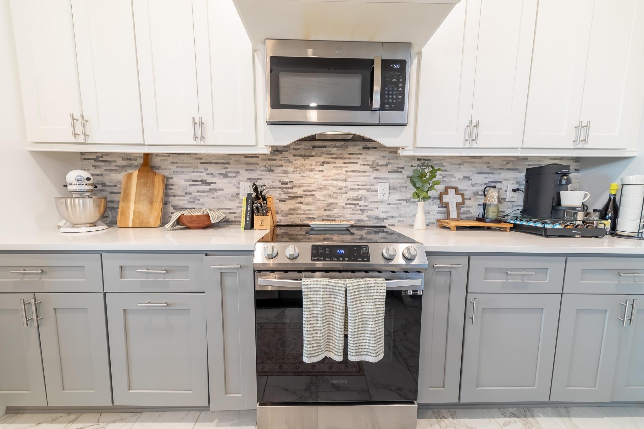 EDGEWATER ACRES - Residential