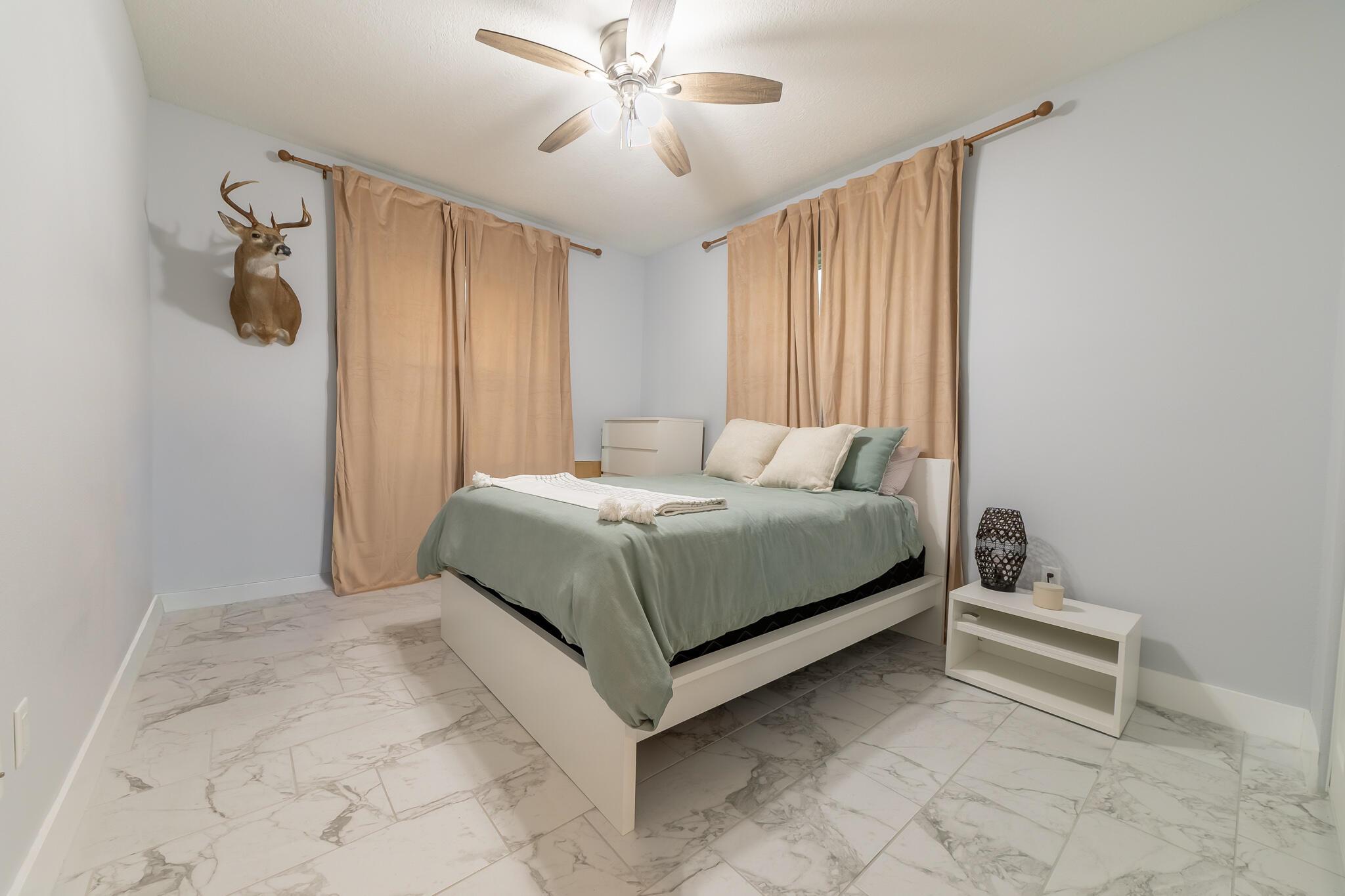 EDGEWATER ACRES - Residential