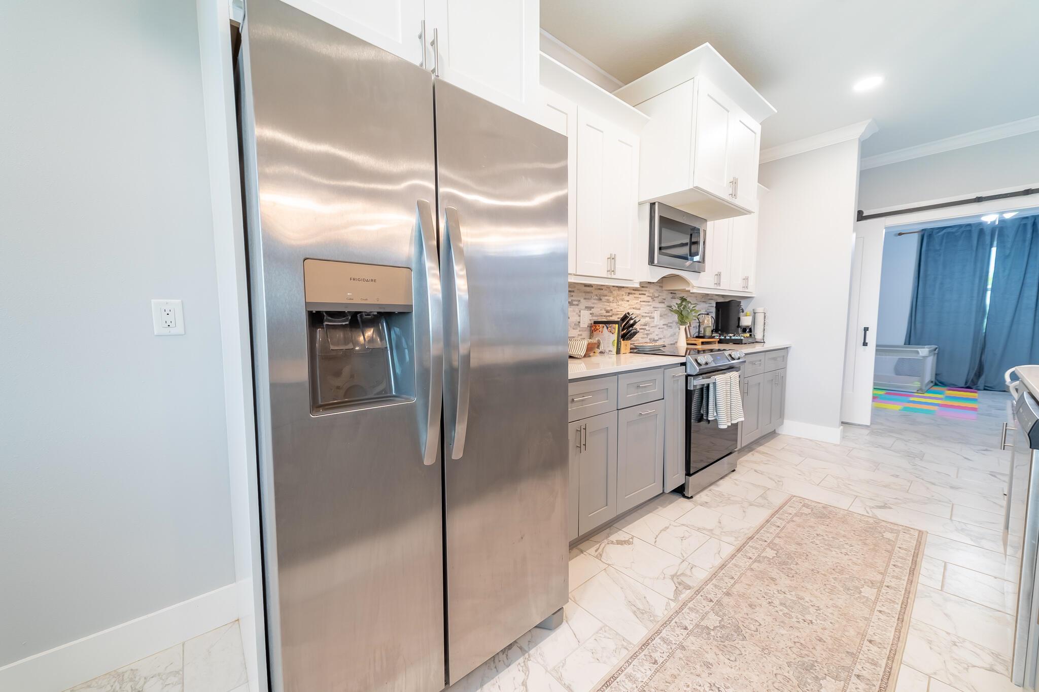 EDGEWATER ACRES - Residential