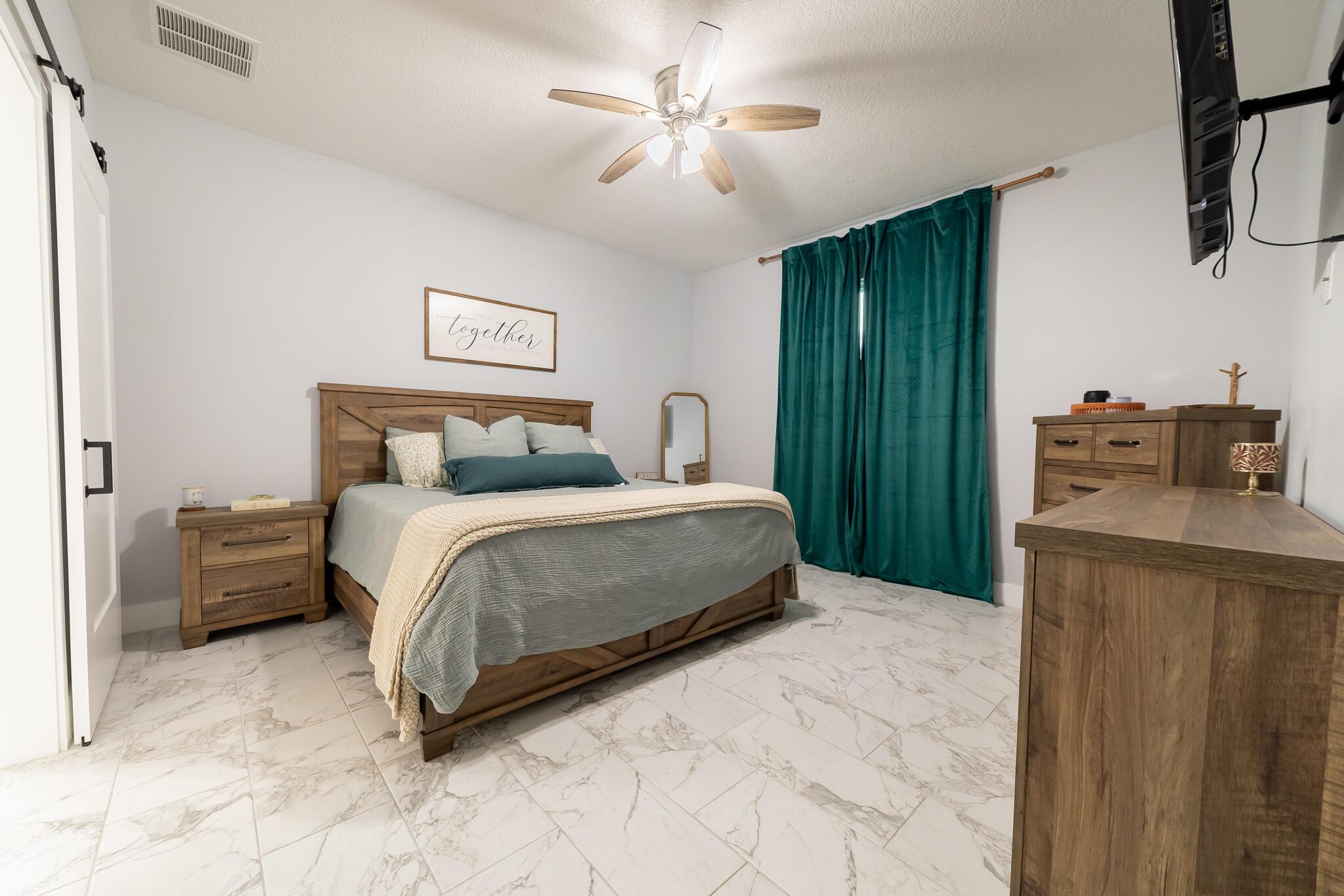 EDGEWATER ACRES - Residential
