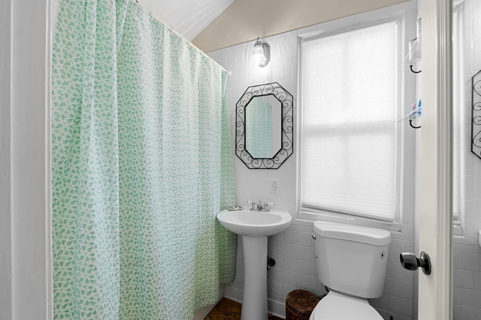 GRANDVIEW HEIGHTS - Commercial Sale