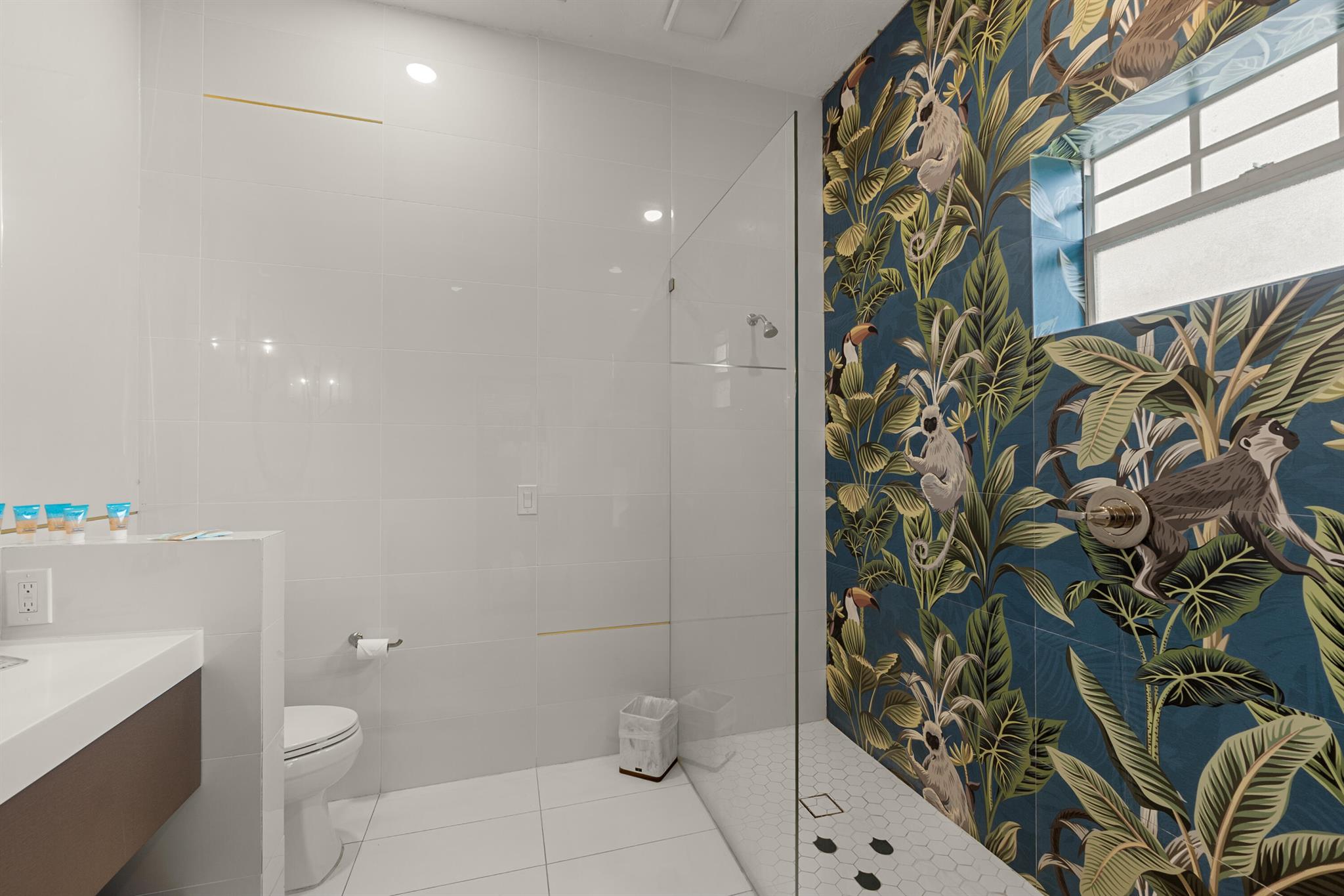 GRANDVIEW HEIGHTS - Commercial Sale