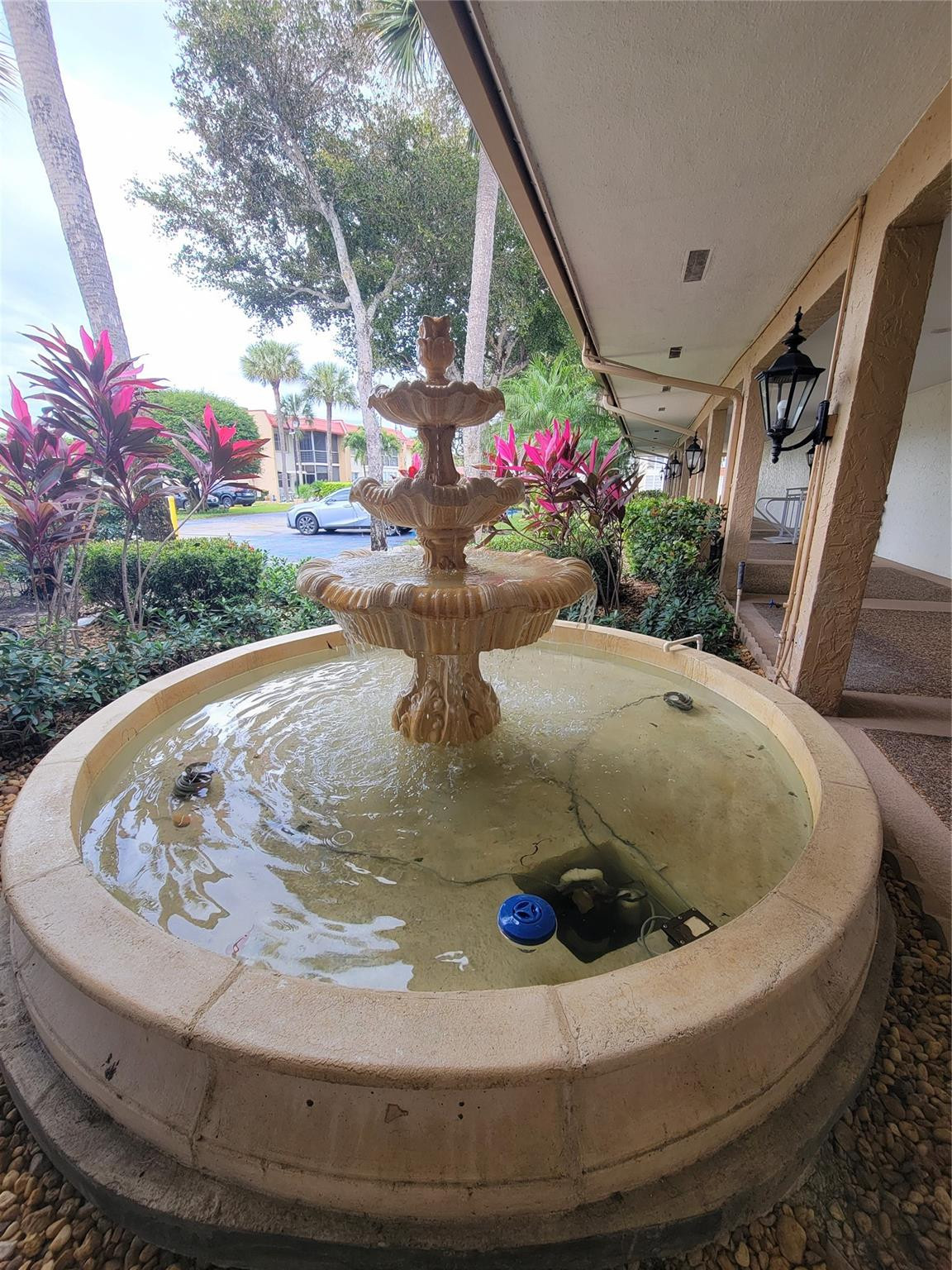 Golden Lakes Village Cond - Residential Lease