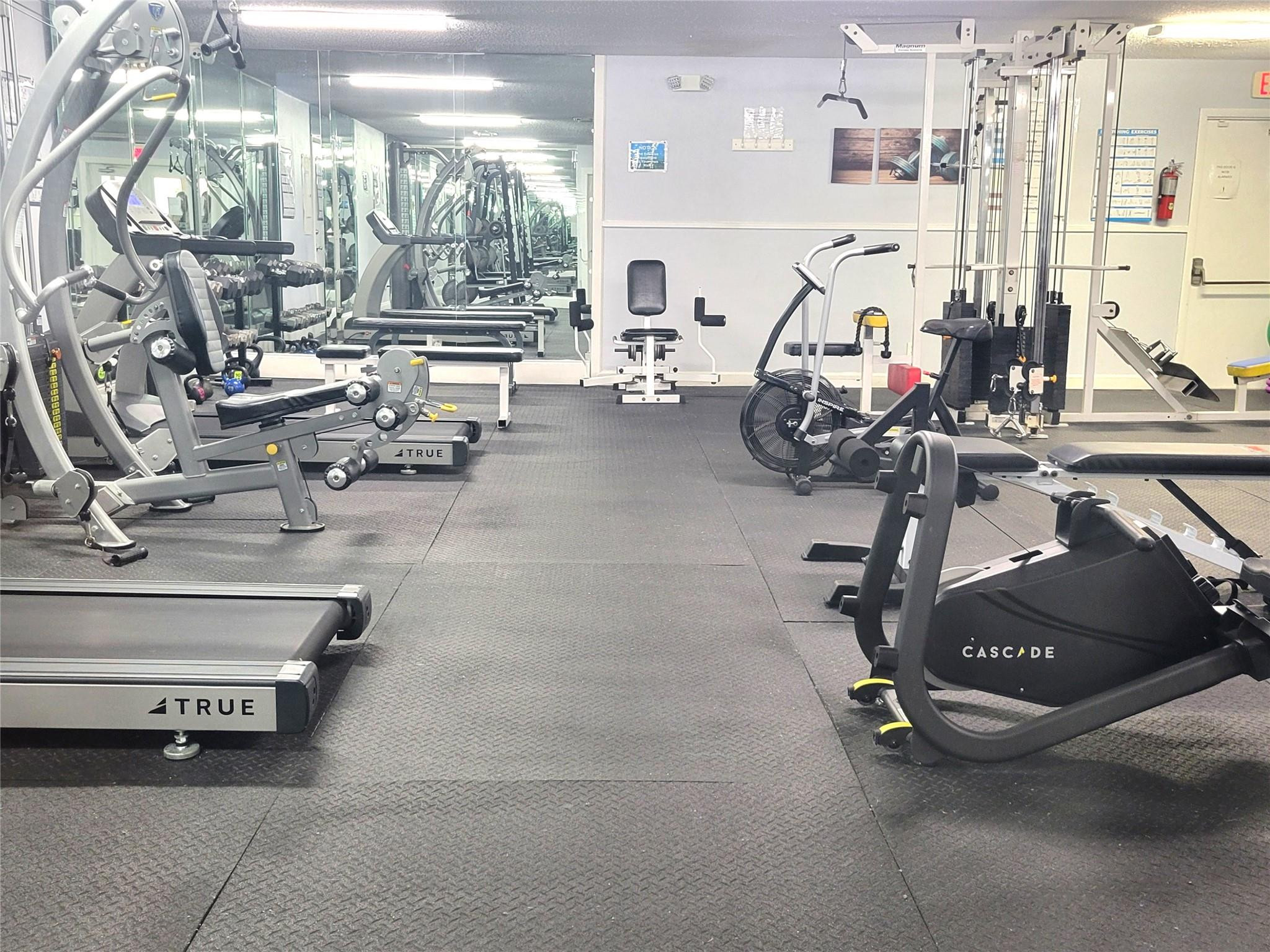 Golden Lakes Village Cond - Residential Lease