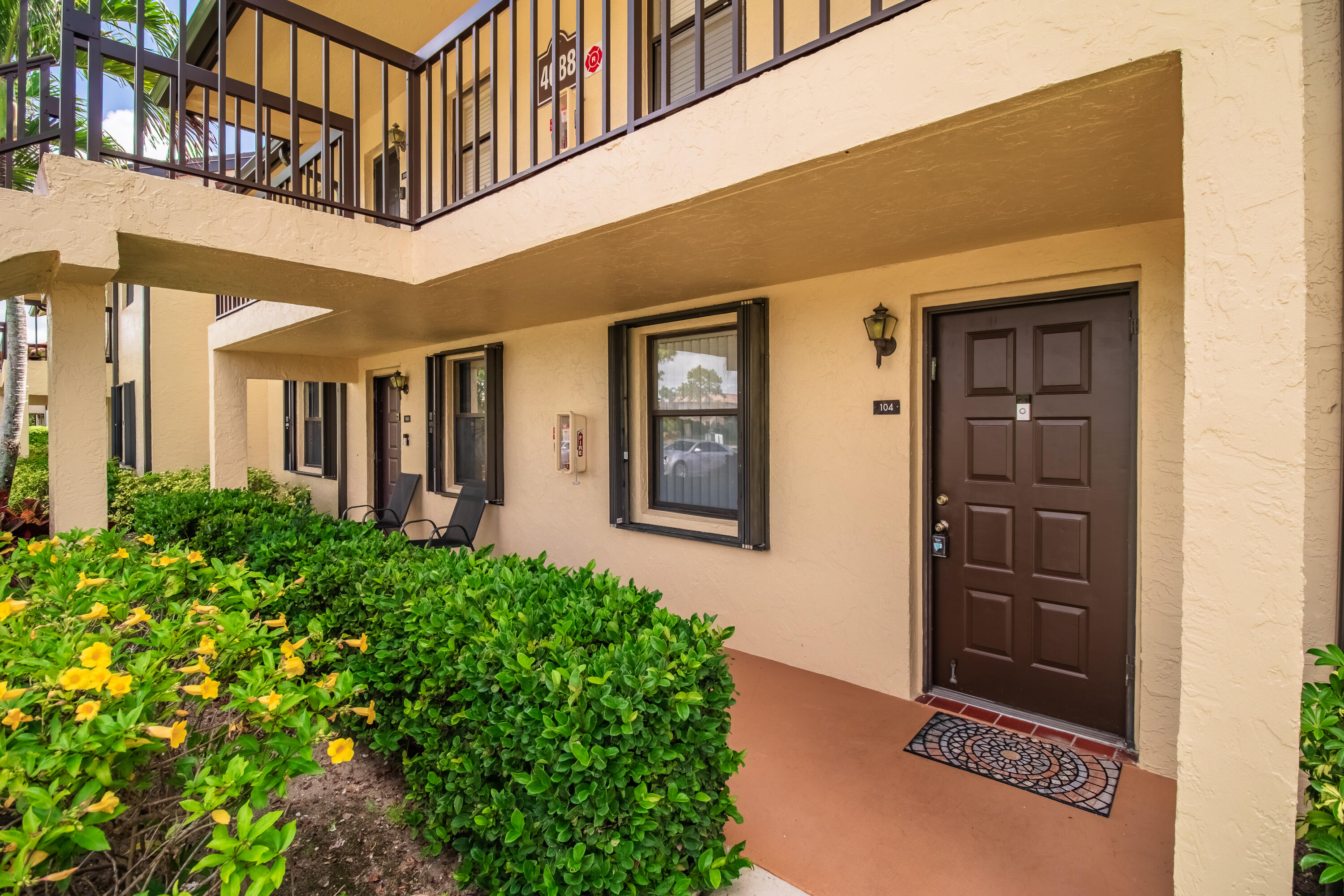 Properties 4688 Lucerne Lakes Blvd Boulevard E 104