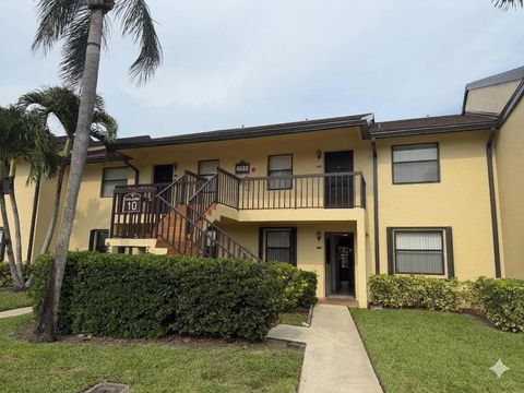 4688 E Lucerne Lakes Blvd Boulevard E 104 Lake Worth FL 33467