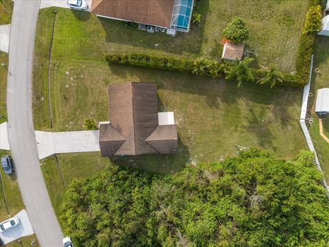 A home in Port St Lucie