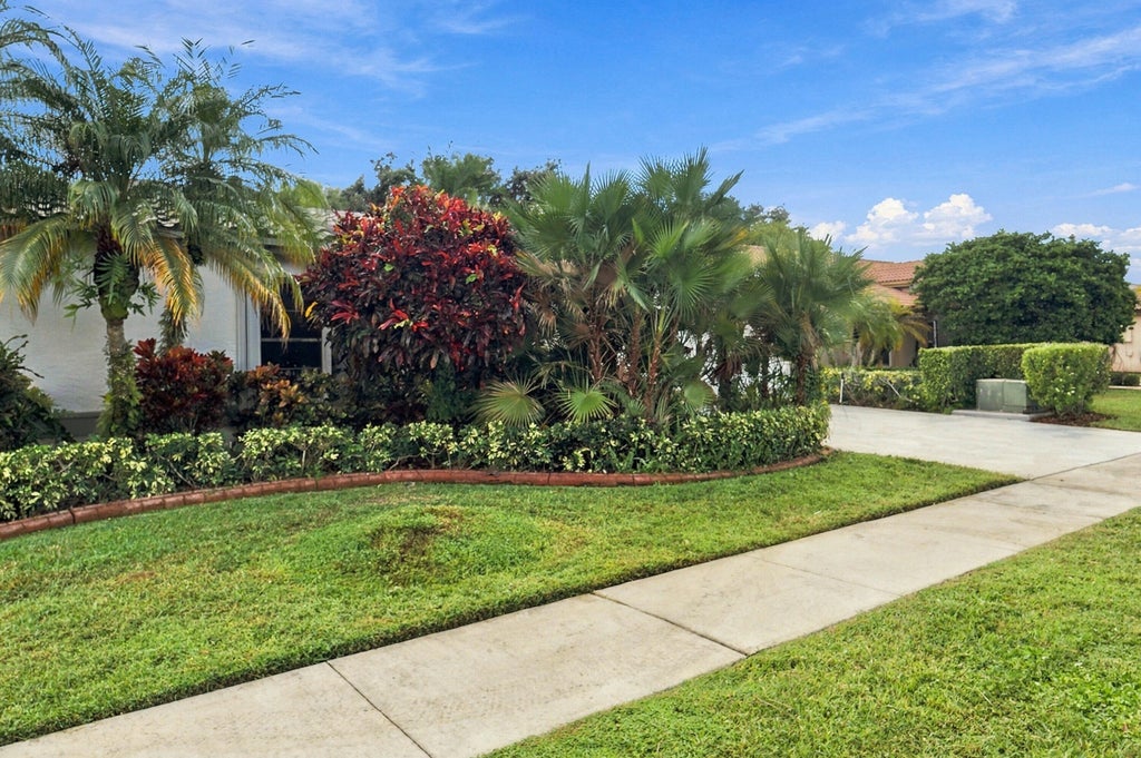 Photo of 8291 LAKE CYPRESS Road, Lake Worth, FL 33467 (MLS # B26094520)