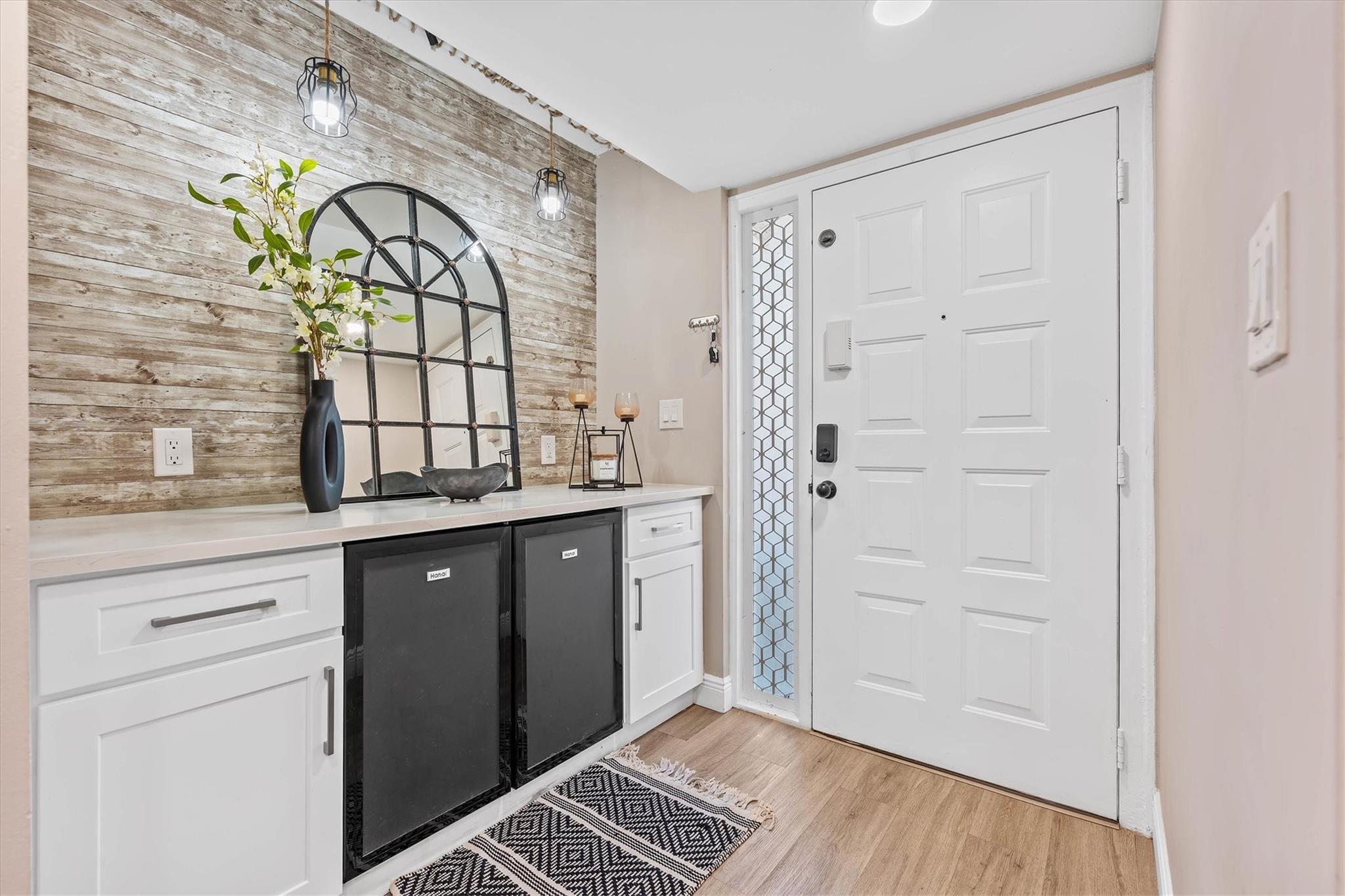 4132 S Carambola Cir S F206