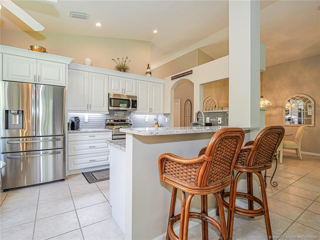 SUMMERFIELD - Residential