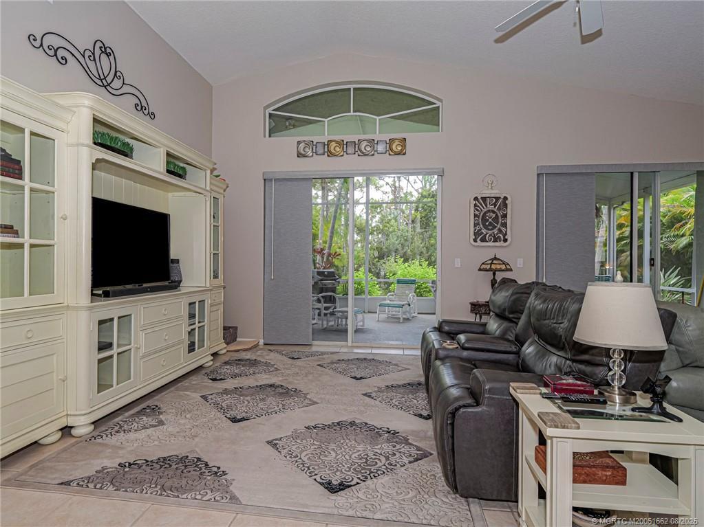 SUMMERFIELD - Residential