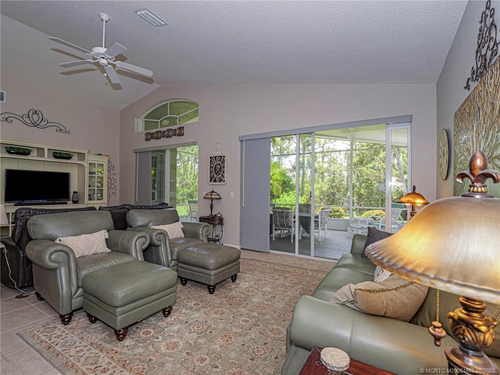 SUMMERFIELD - Residential