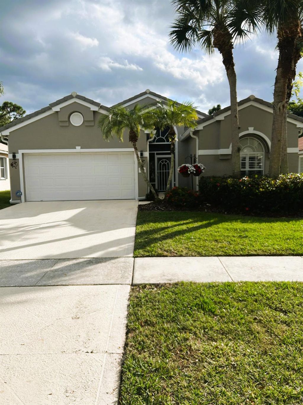 Photo of 7007 SE Twin Oaks Circle, Stuart, FL 34997 (MLS # R11132496)