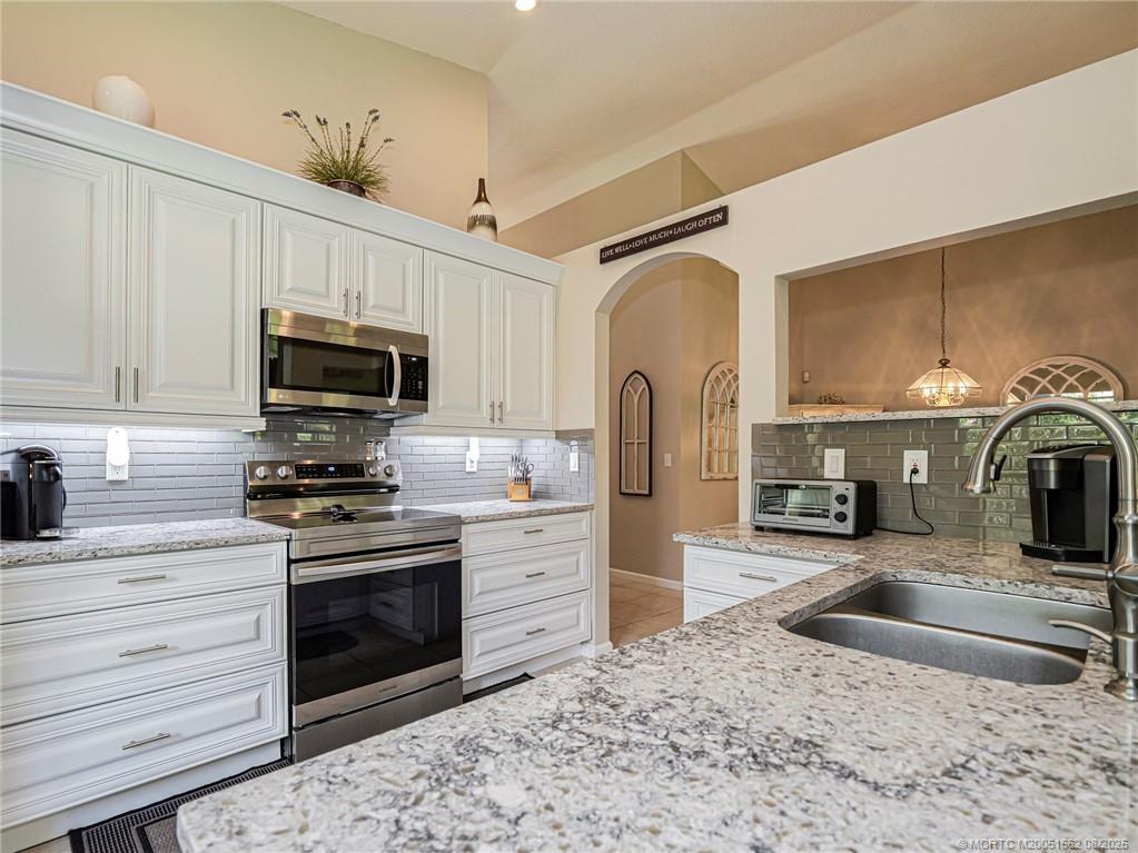 SUMMERFIELD - Residential