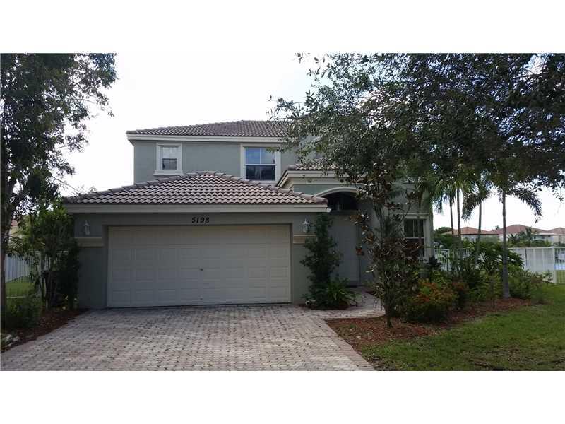 RIVIERA ISLES II - Residential