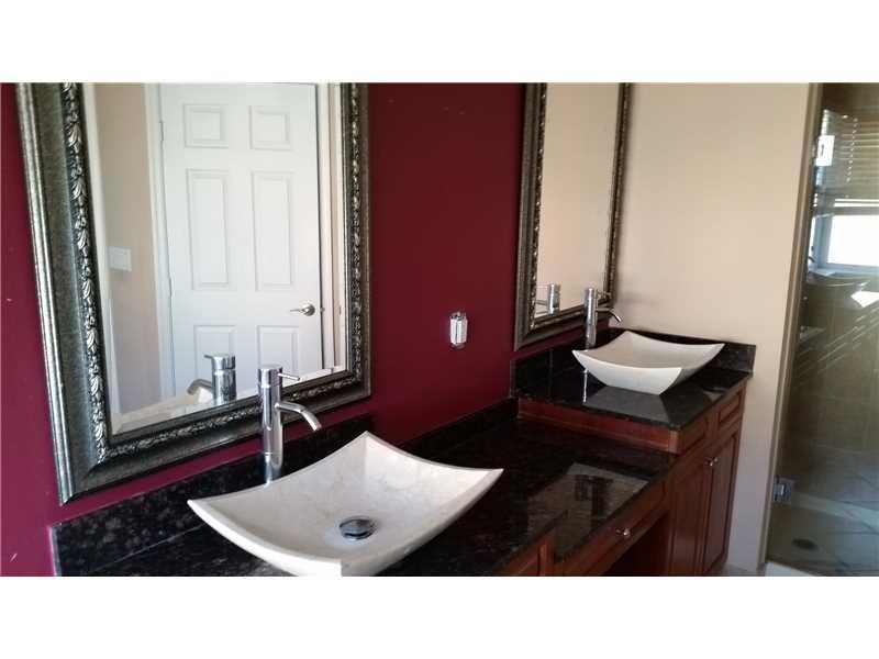 RIVIERA ISLES II - Residential