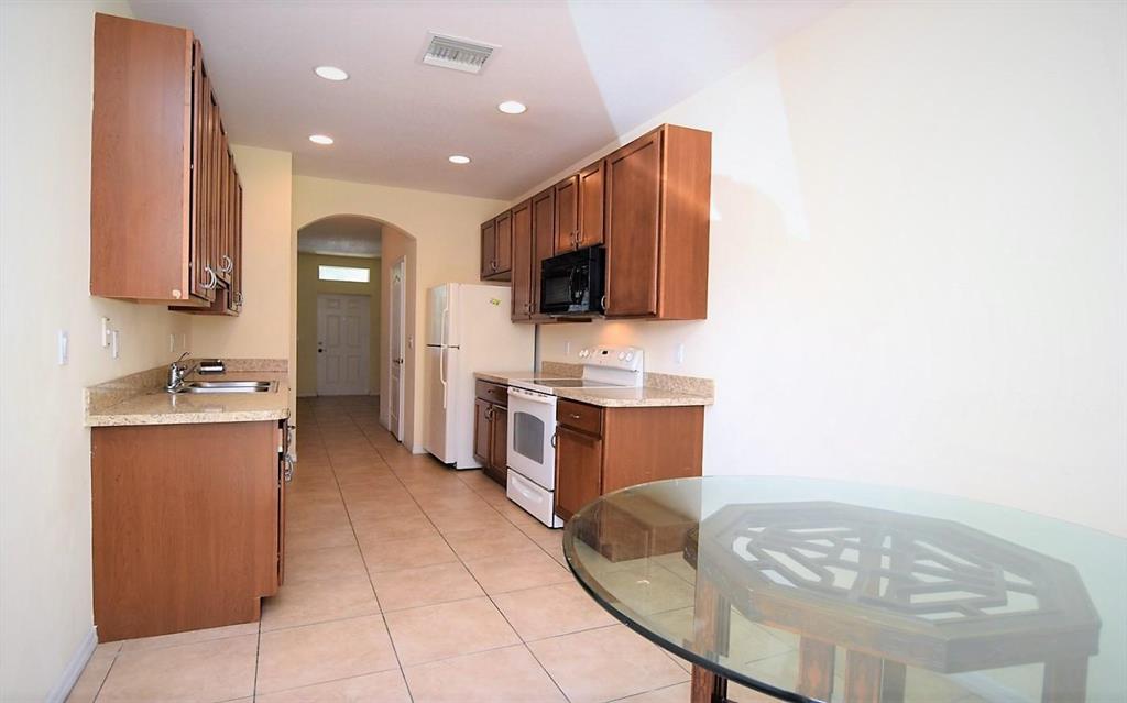 EAST LAKE VILLAGE NO 3 - Residential