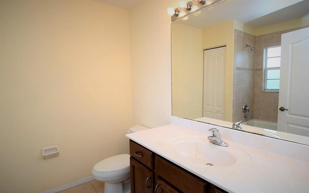 EAST LAKE VILLAGE NO 3 - Residential