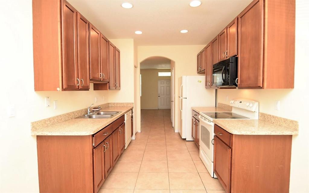 EAST LAKE VILLAGE NO 3 - Residential