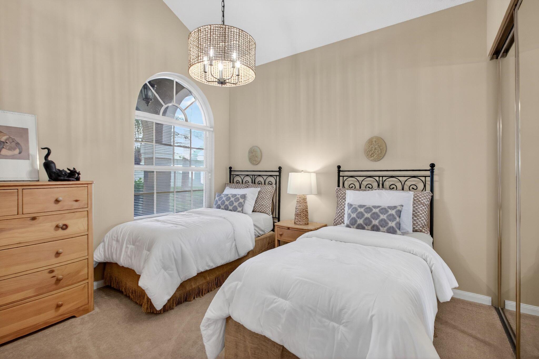 BEAR ISLAND - Residential